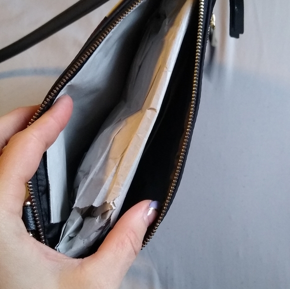 Kate Spade Crossbody NWT - Picture 3 of 3